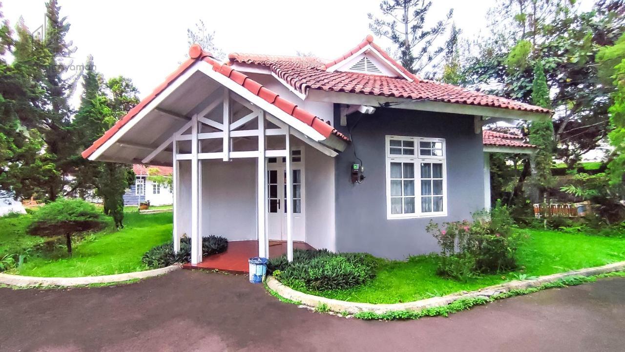 Sukanagalih Resort By Ruang Nyaman Cimacan Exteriör bild